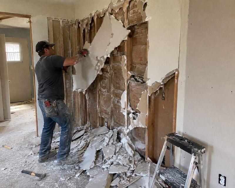 Drywall Removal in Lafayette